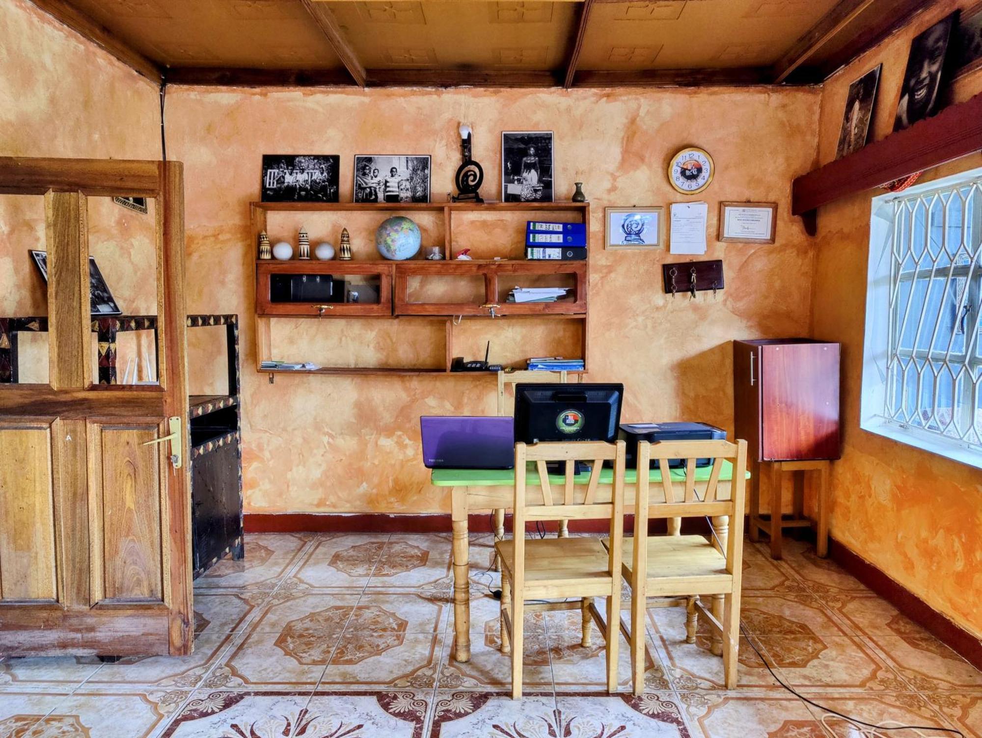 Amahoro Guest House Ruhengeri Esterno foto