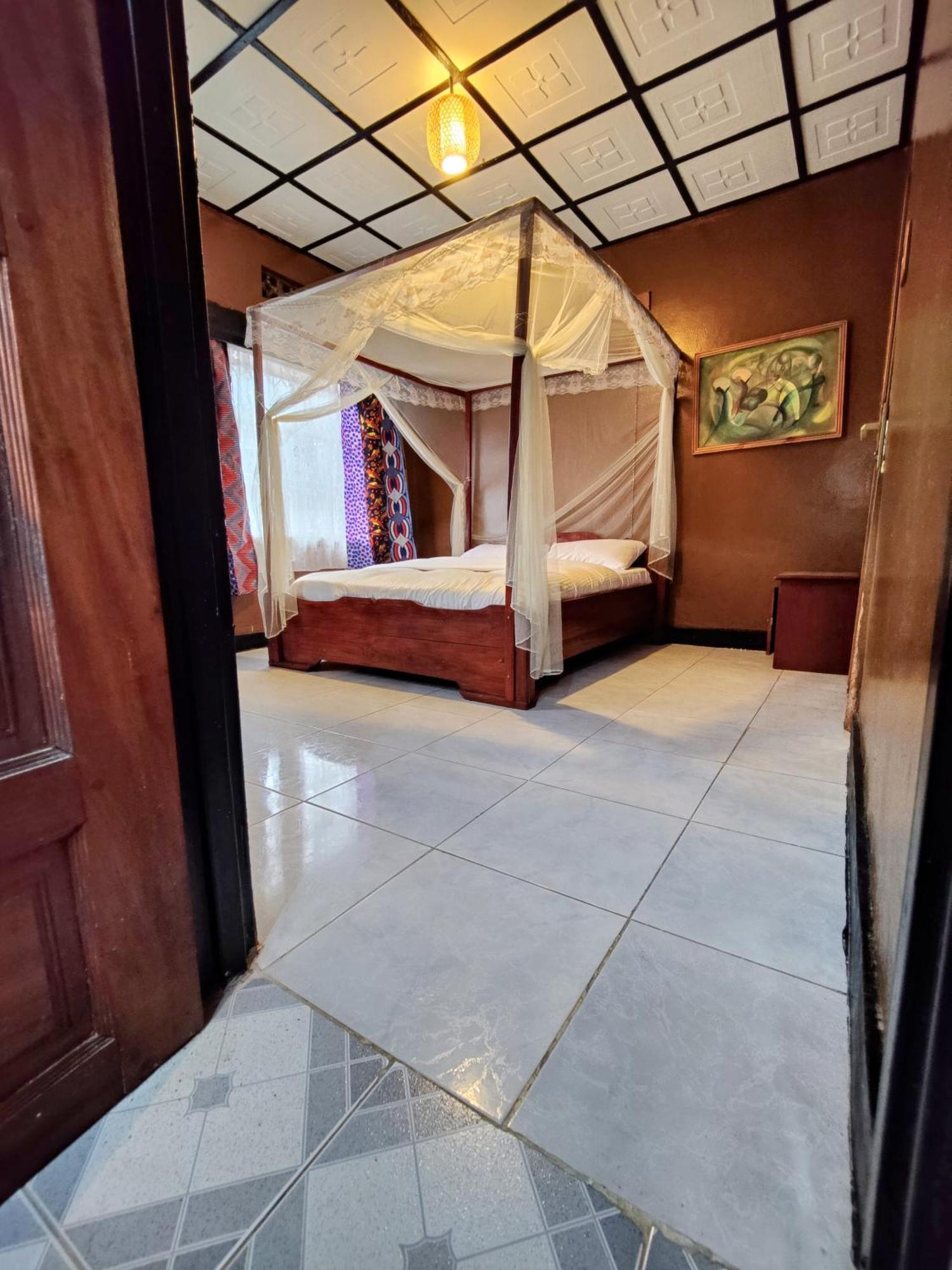 Amahoro Guest House Ruhengeri Esterno foto